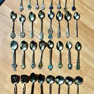 Collectable spoons